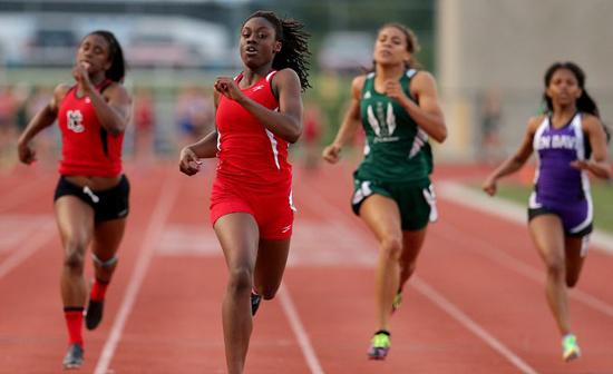 Cardiac Arrest Rare in Young Athletes but Tough to Predict 